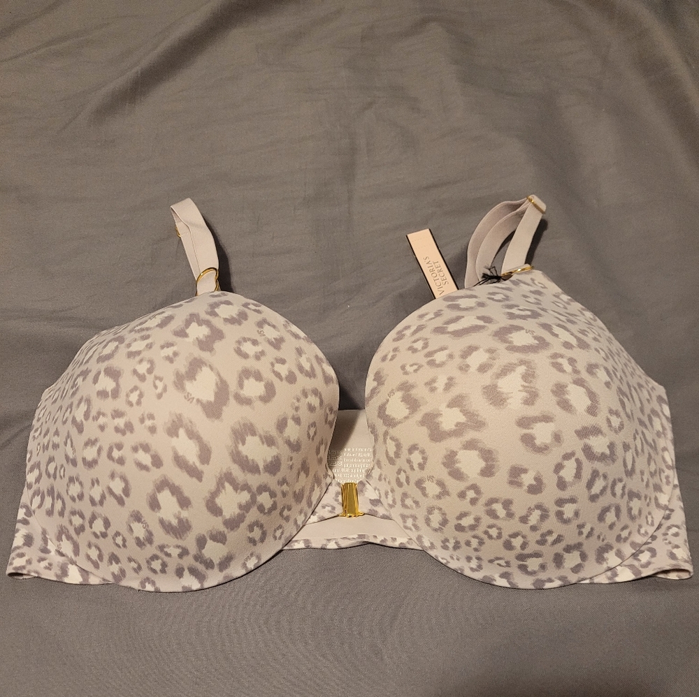 36 DD Victoria's Secret Bra